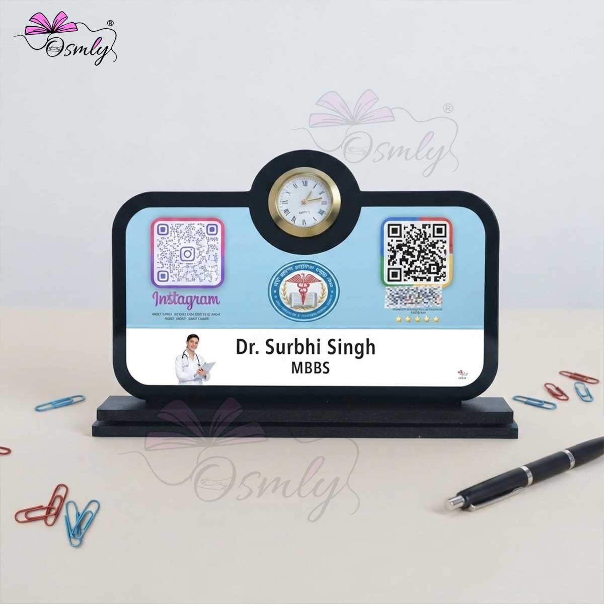 DoctorClockQRStandreviewstand - OSMLY