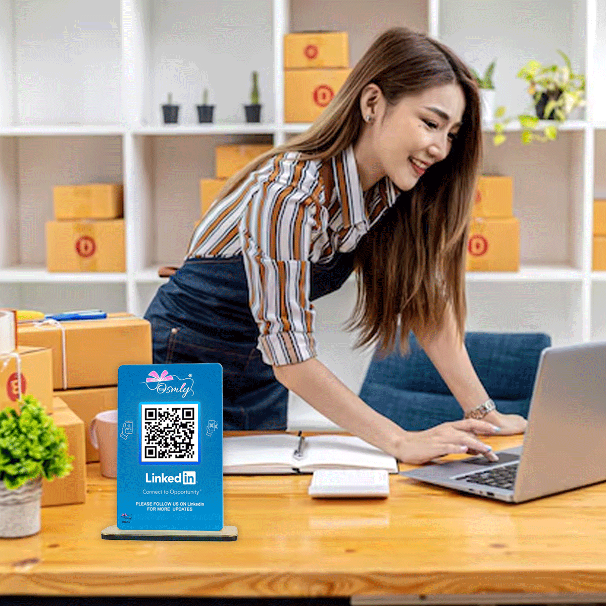 NFC Enabled LinkedIn QR Stand-QR Code Stand-Qr Print-QrPrint